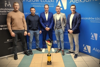 582010862_1261248319365309_2539270881649864371_n