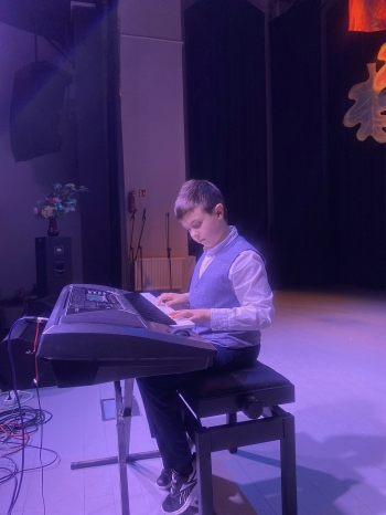 584518328_1371503521436238_5852219561216112299_n