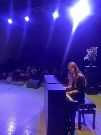 585894952_1371503211436269_6695835887909257434_n