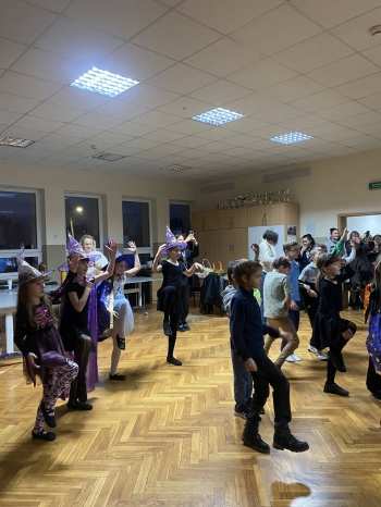 588847472_1376939754225948_8467020431488560701_n