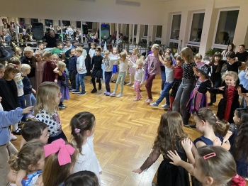 589744145_1376939560892634_2009577814464031456_n